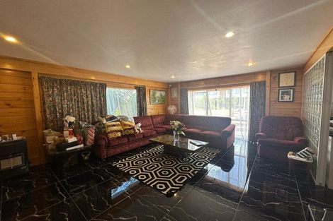 Photo of property in 80 Flanshaw Road, Te Atatu South, Auckland, 0610