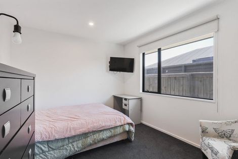Photo of property in 7 Valour Drive, Rangiora, 7400