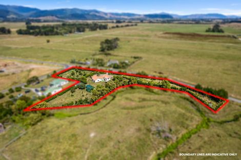 Photo of property in 318 Kuku Beach Road, Kuku, Levin, 5570