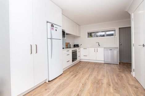 Photo of property in 17/19u Ruakiwi Road, Hamilton Lake, Hamilton, 3204