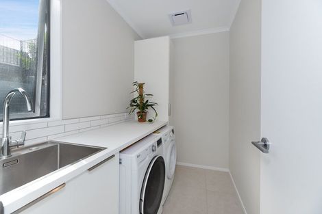 Photo of property in 41 Roundel Crescent, Whenuapai, Auckland, 0618