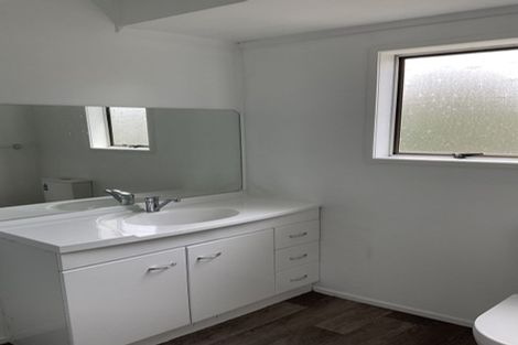 Photo of property in 1/5 Merriefield Avenue, Forrest Hill, Auckland, 0620