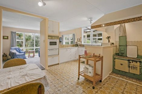 Photo of property in State Highway 3, Tongaporutu, Urenui, 4378