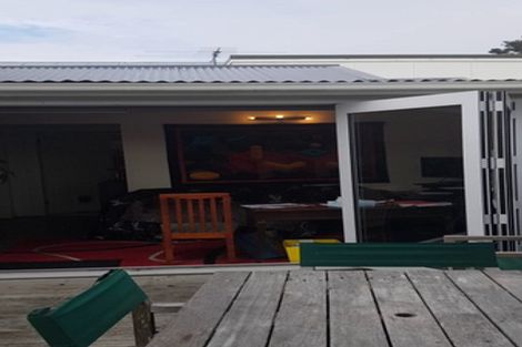 Photo of property in 33 Rhine Street, Island Bay, Wellington, 6023