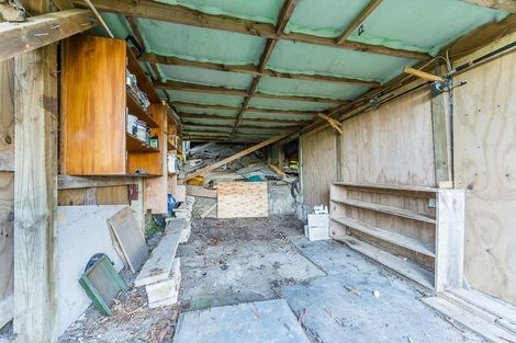 Photo of property in 12 Bedford Street, Te Atatu South, Auckland, 0610