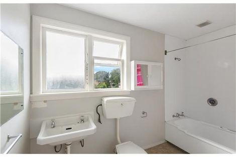 Photo of property in 5 Tara Street, Riccarton, Christchurch, 8041