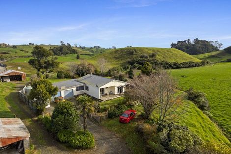 Photo of property in 1234 Richmond Road, Everett Park, Inglewood, 4389