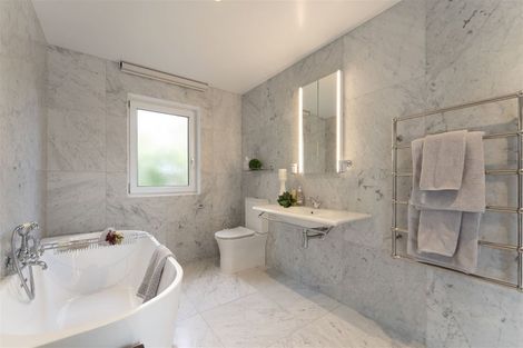 Photo of property in 62a Holly Road, St Albans, Christchurch, 8014