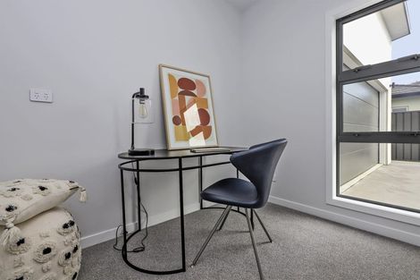 Photo of property in 9 Cassin Place, Taradale, Napier, 4112