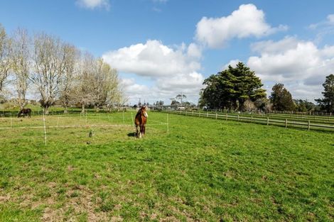 Photo of property in 5 Diamond Lane, Riverhead, 0793