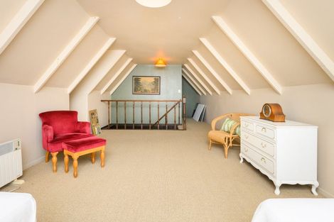 Photo of property in 31 Redwood Grove, Hokowhitu, Palmerston North, 4410