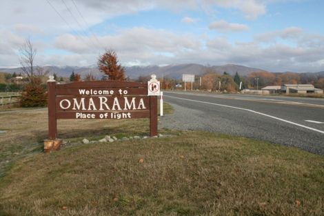 Photo of property in 4 Hardacre Place, Omarama, 9412
