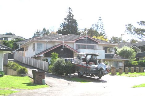 Photo of property in 28 Westview Court, Somerville, Auckland, 2014