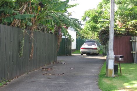 Photo of property in 1/16 Cameron Place, Ranui, Auckland, 0612