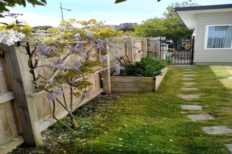 Photo of property in 18a Resolution Drive, Whitby, Porirua, 5024