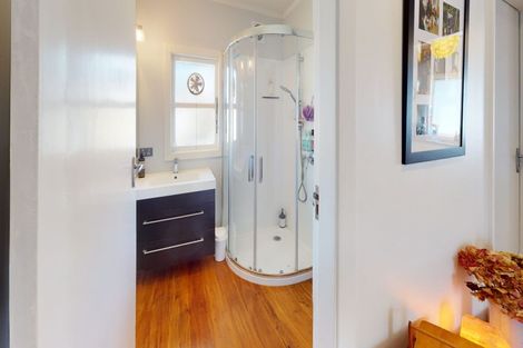 Photo of property in 5 Tower Crescent, Durie Hill, Whanganui, 4500