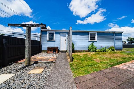 Photo of property in 65 Cloten Road, Stratford, 4332