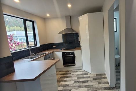 Photo of property in 4 Butler Street, Naenae, Lower Hutt, 5011
