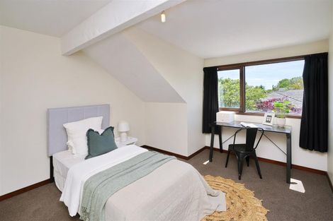 Photo of property in 70b Avonhead Road, Avonhead, Christchurch, 8042