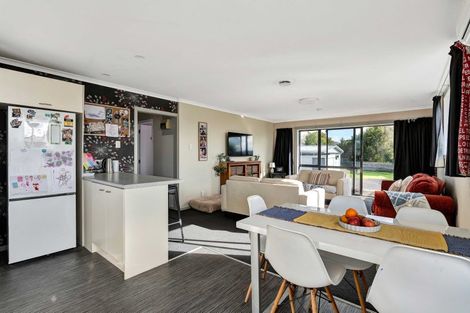 Photo of property in 50a Celia Street, Stratford, 4332