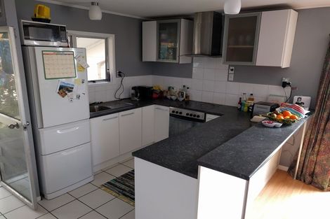 Photo of property in 43a Moire Road, Massey, Auckland, 0614