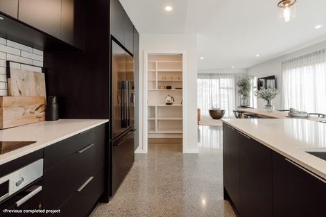 Photo of property in 127 One Tree Point Road, One Tree Point, 0118