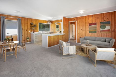 Photo of property in 42b Glanmire Road, Newlands, Wellington, 6037