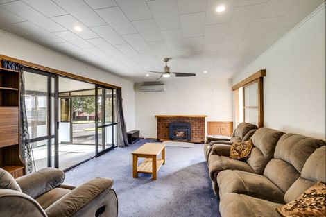 Photo of property in 1 Bennett Place, Onekawa, Napier, 4110