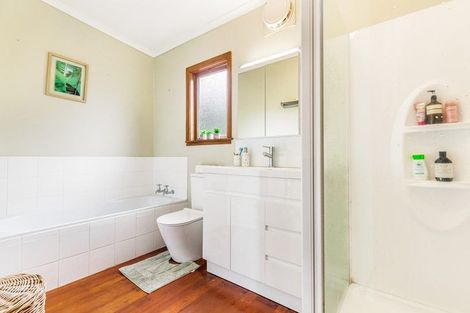 Photo of property in 27 Withers Road, Glen Eden, Auckland, 0602