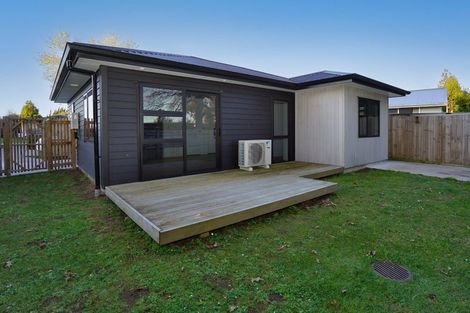 Photo of property in 59u4 Oakfield Crescent, Pukete, Hamilton, 3200