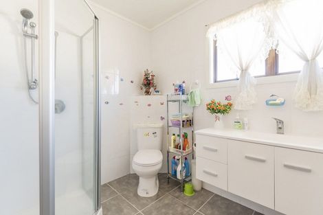 Photo of property in 2/23 James Road, Manurewa, Auckland, 2102