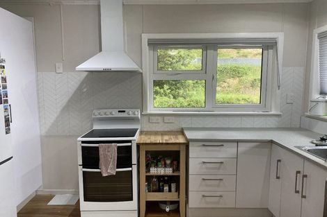 Photo of property in 23 Holmes Grove, Naenae, Lower Hutt, 5011