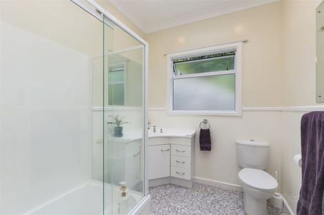 Photo of property in 15 Madras Street, Khandallah, Wellington, 6035