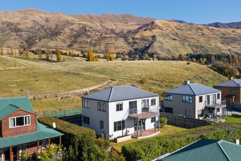 Photo of property in 77b Meadowstone Drive, Wanaka, 9305