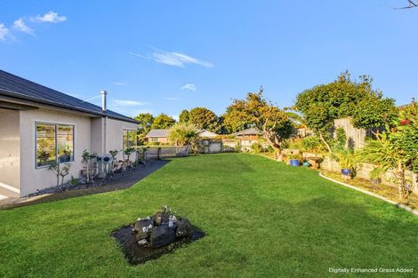 Photo of property in 6 Holdsworth Drive, Otamatea, Whanganui, 4500