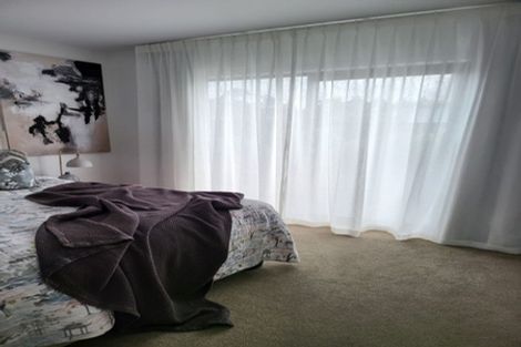 Photo of property in 9 Makete Crescent, Hobsonville, Auckland, 0618