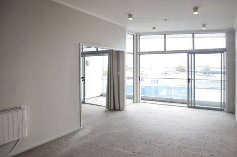 Photo of property in 302/277 Maunganui Road, Mount Maunganui, 3116