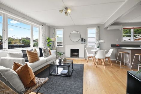 Photo of property in 5 Cotter Place, Hamilton East, Hamilton, 3216