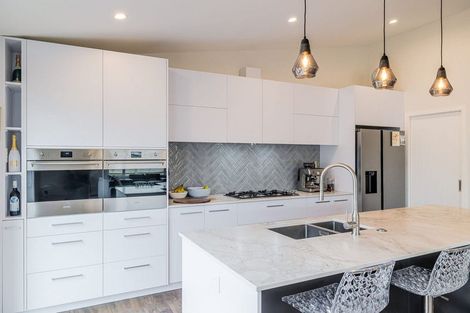 Photo of property in 58 Freedom Drive, Kelvin Grove, Palmerston North, 4414