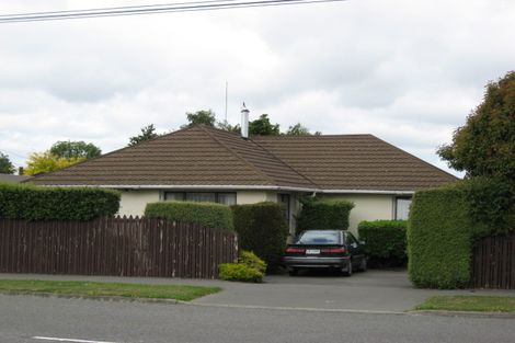 Photo of property in 290 Withells Road, Avonhead, Christchurch, 8042