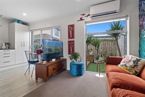 Photo of property in 215u3 Massey Street, Frankton, Hamilton, 3204