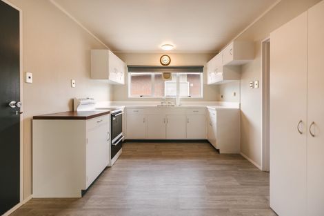 Photo of property in 57 Abraham Crescent, Milson, Palmerston North, 4414