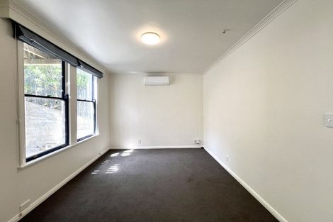 Photo of property in 98a Northland Road, Northland, Wellington, 6012