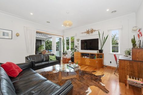 Photo of property in 67 Galloway Street, Hamilton East, Hamilton, 3216