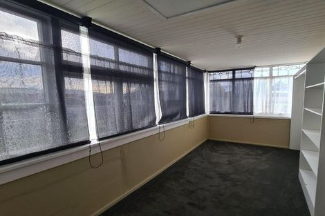 Photo of property in 33 Tower Street, Hornby, Christchurch, 8042