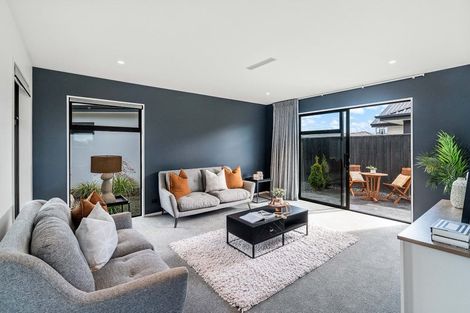 Photo of property in 19 Frank Ernest Crescent, Prebbleton, 7676