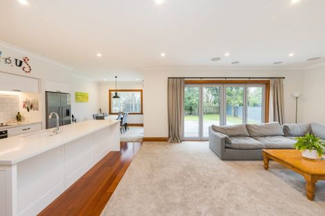 Photo of property in 31 Manapouri Crescent, Hokowhitu, Palmerston North, 4410