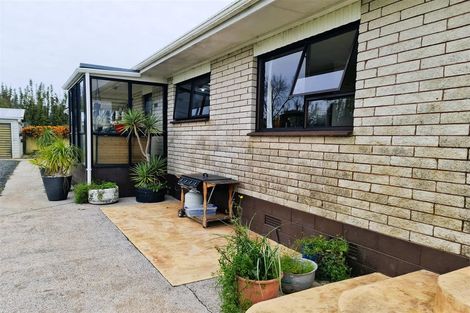 Photo of property in 6 State Highway 1, Awanui, 0486