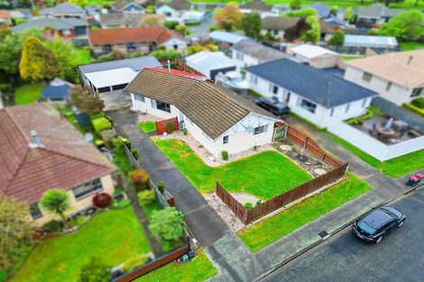 Photo of property in 7 Mckellar Place, Hornby, Christchurch, 8042