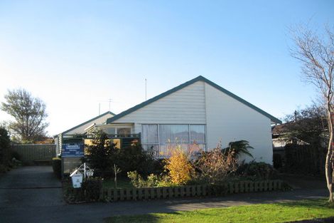 Photo of property in 12 Greenock Street, Redwood, Christchurch, 8051
